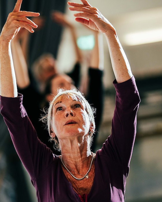 Rambert evening ballet class. Photo by Alex Harvey